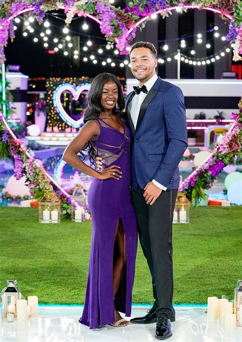 Love Island winners Justine Ndiba and Caleb Corprew。